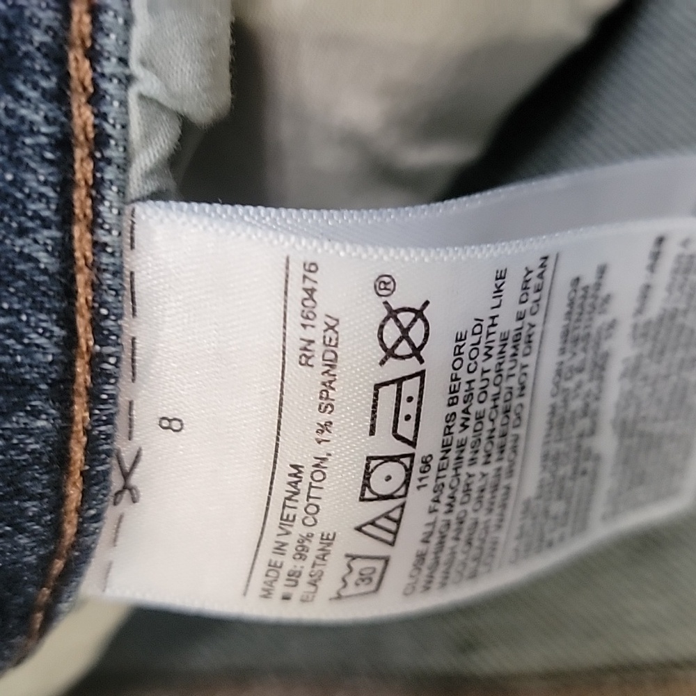 Old Navy Boyfriend Mid Rise Jeans Size 8 - Picture 5 of 10